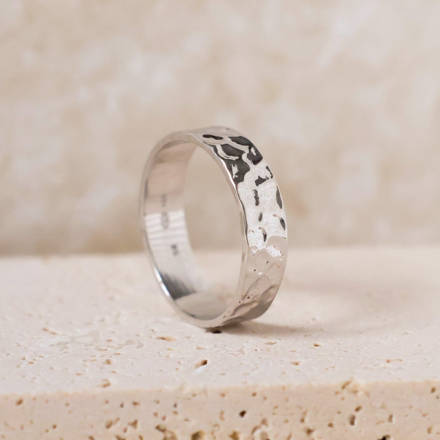 Bague Nala effet martelé argent