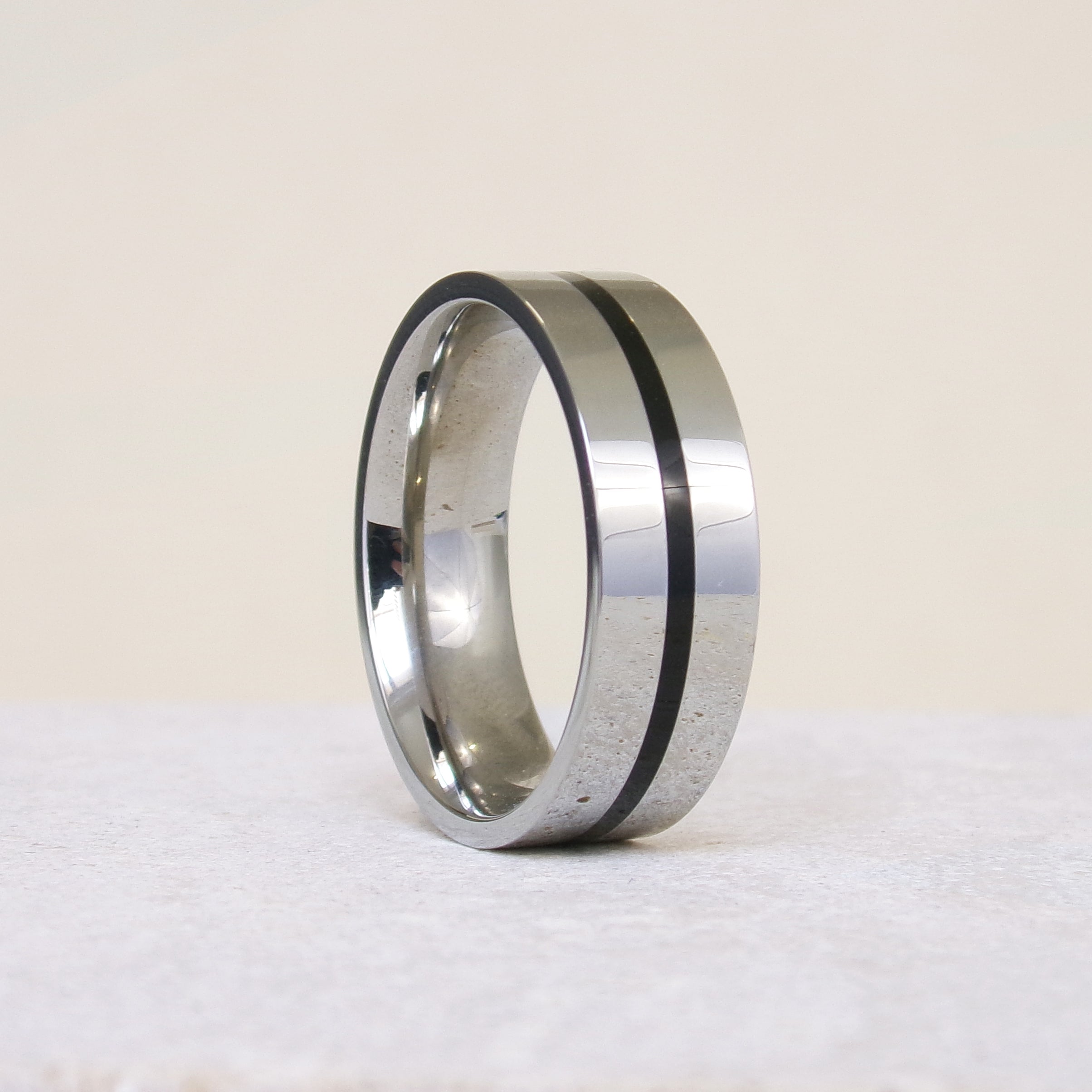 Bague large Niels carbone et acier inoxydable