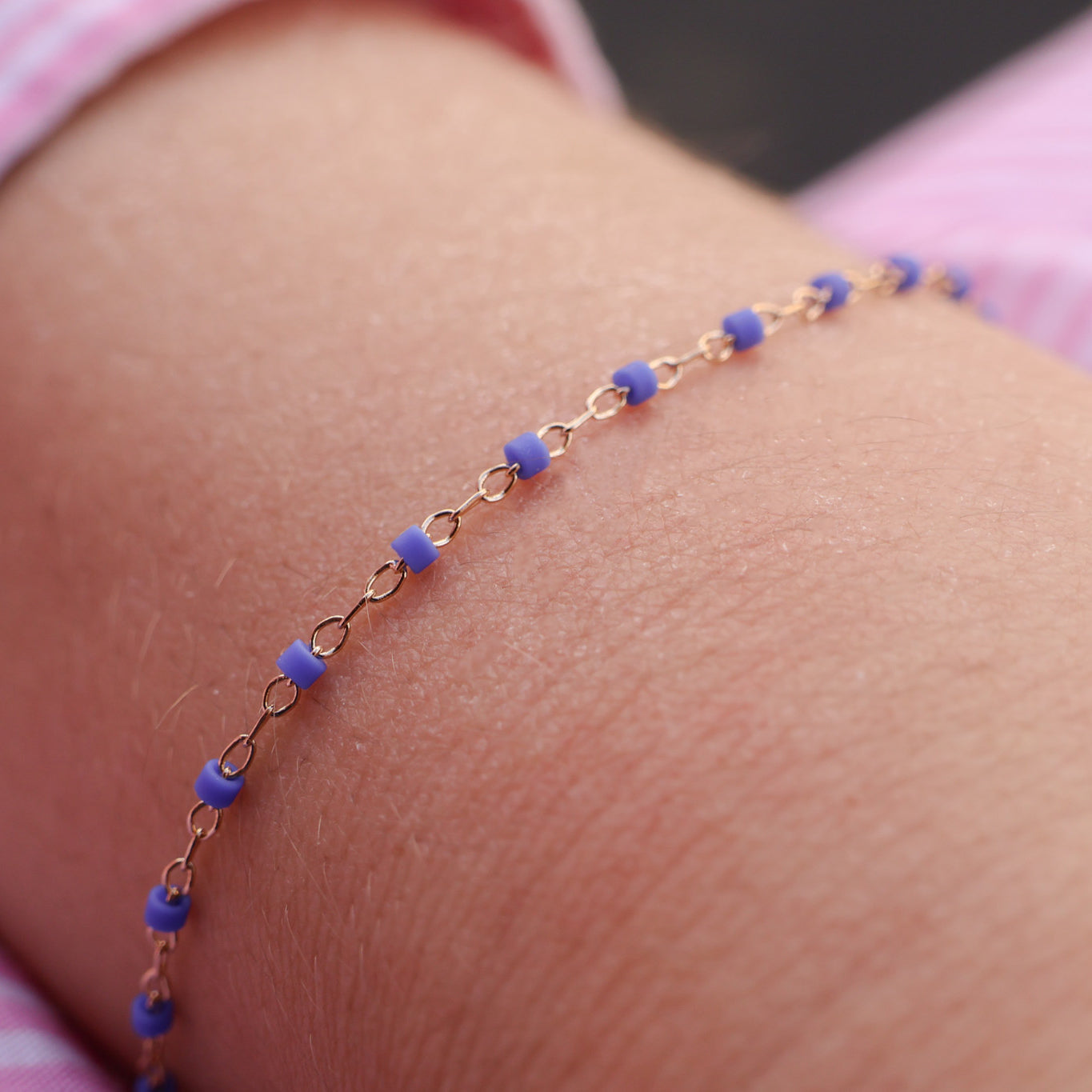 Bracelet Amaya 18cm perles Miyuki bleu intense plaqué or