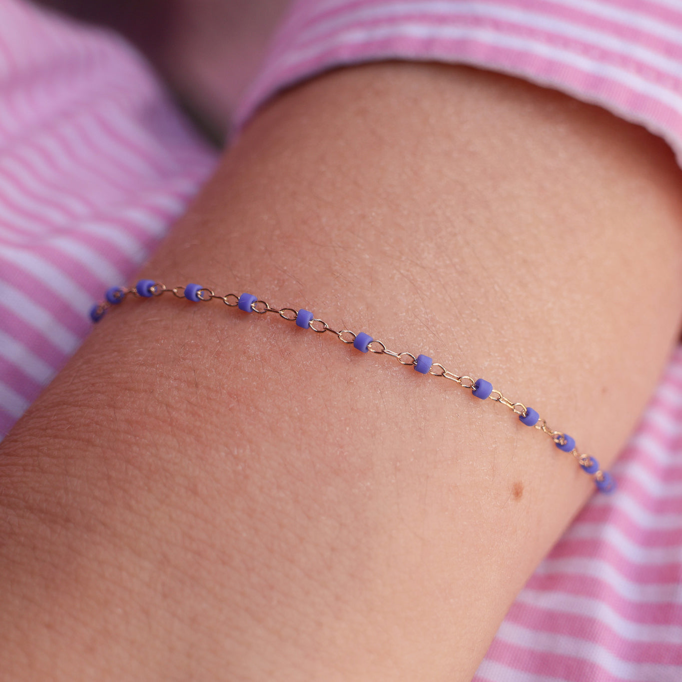 Bracelet Amaya 18cm perles Miyuki bleu intense plaqué or