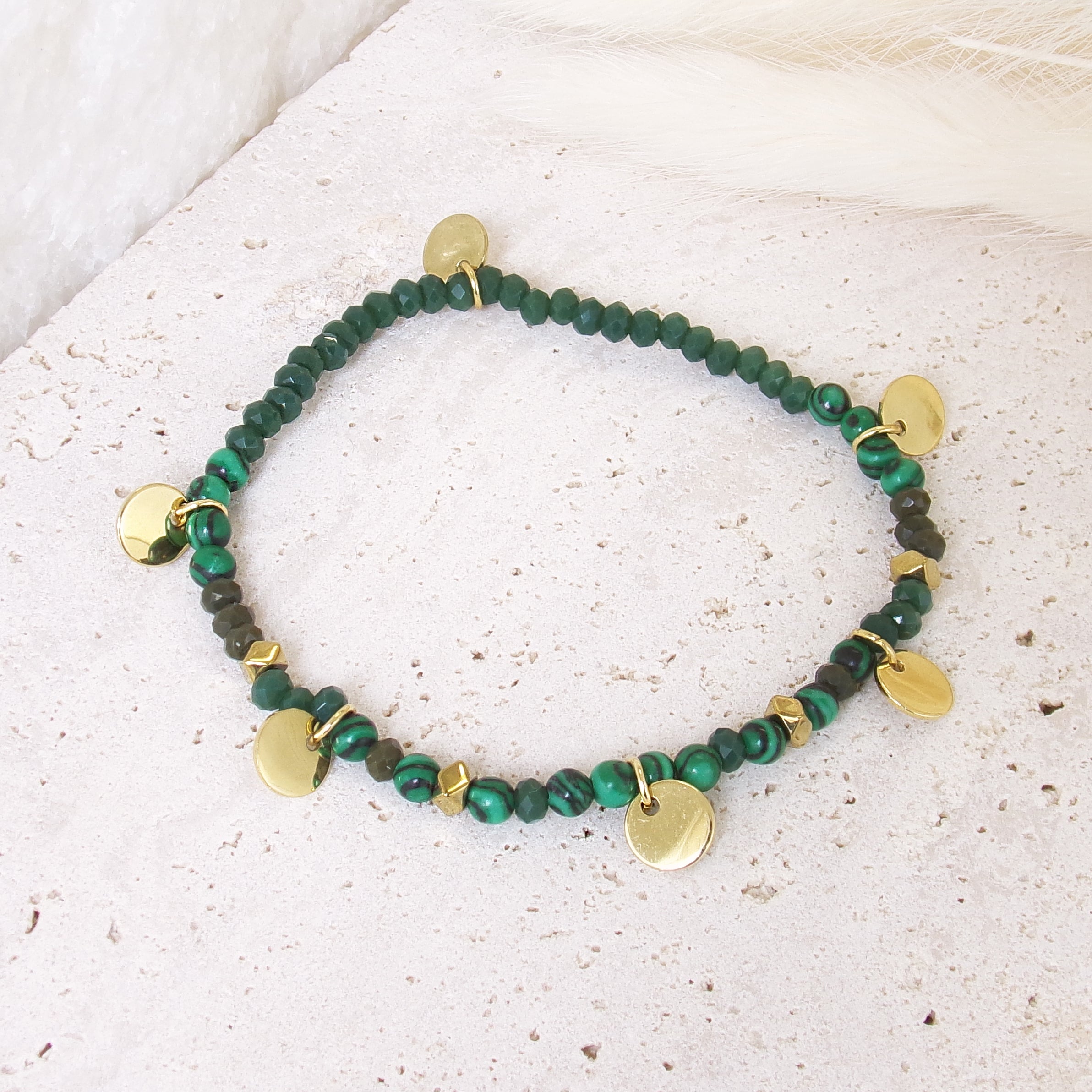 Bracelet Hanae malachite verte pampilles dorées acier inoxydable