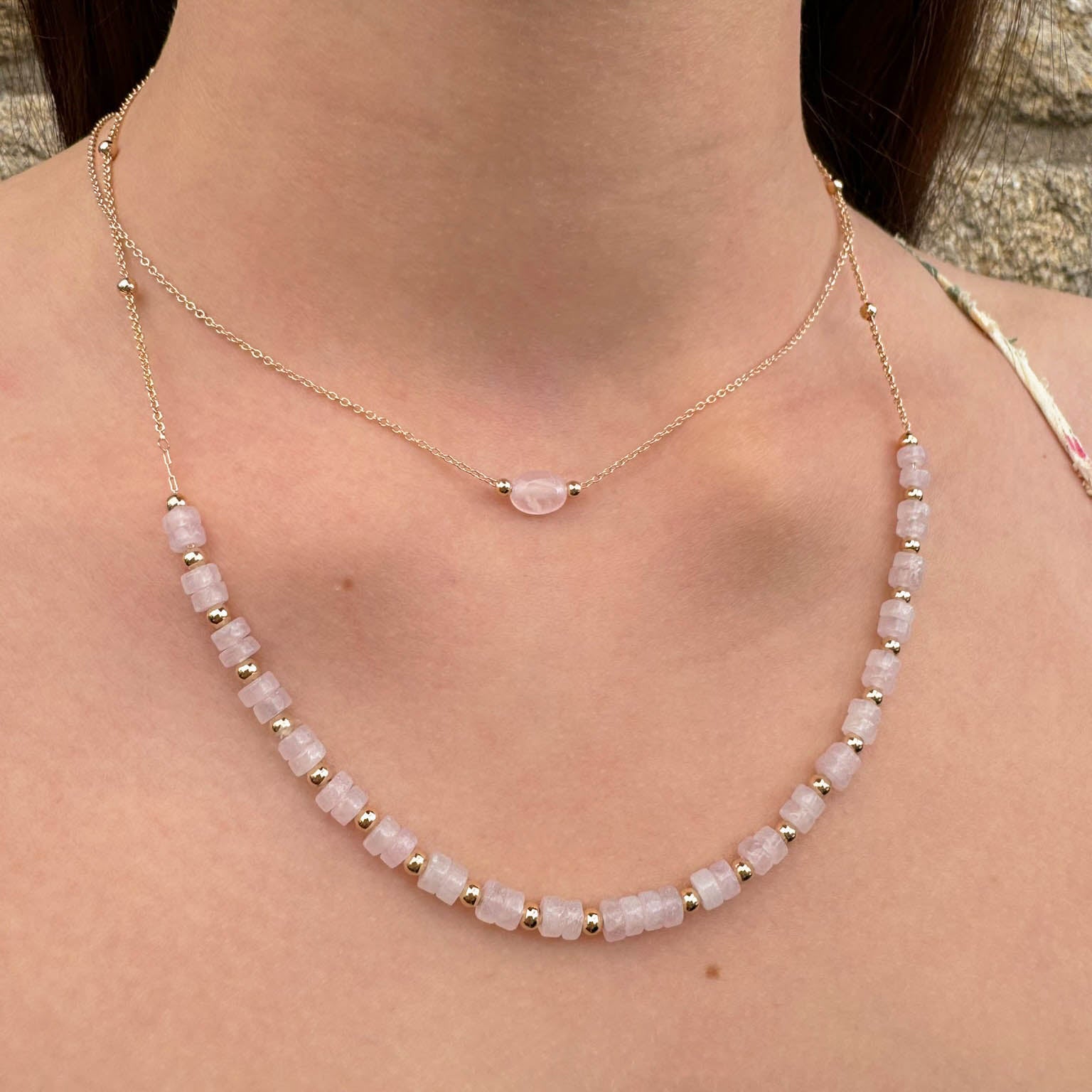 Collier Gaia perles quartz rose plaqué or