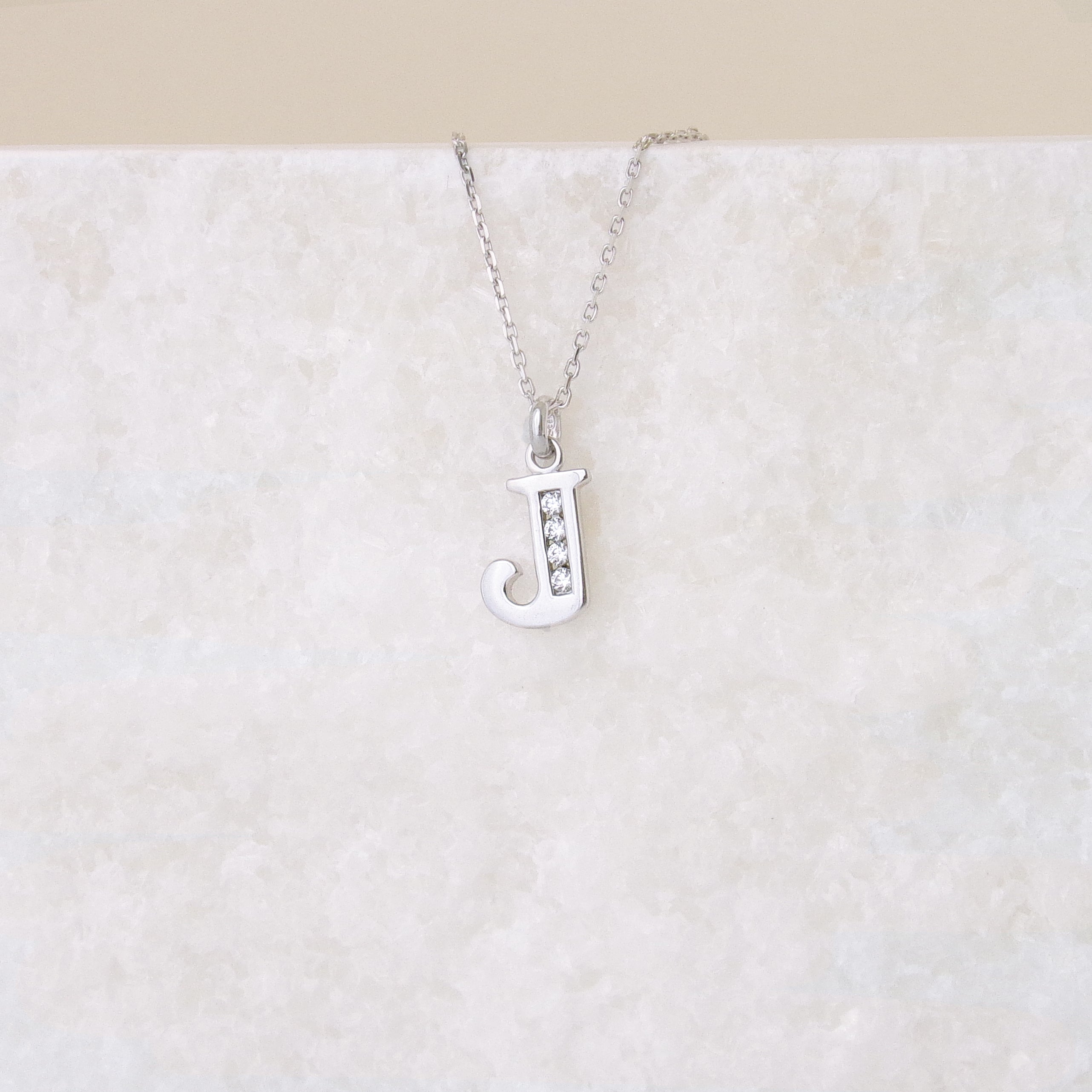 Pendentif Alphabet oxydes argent