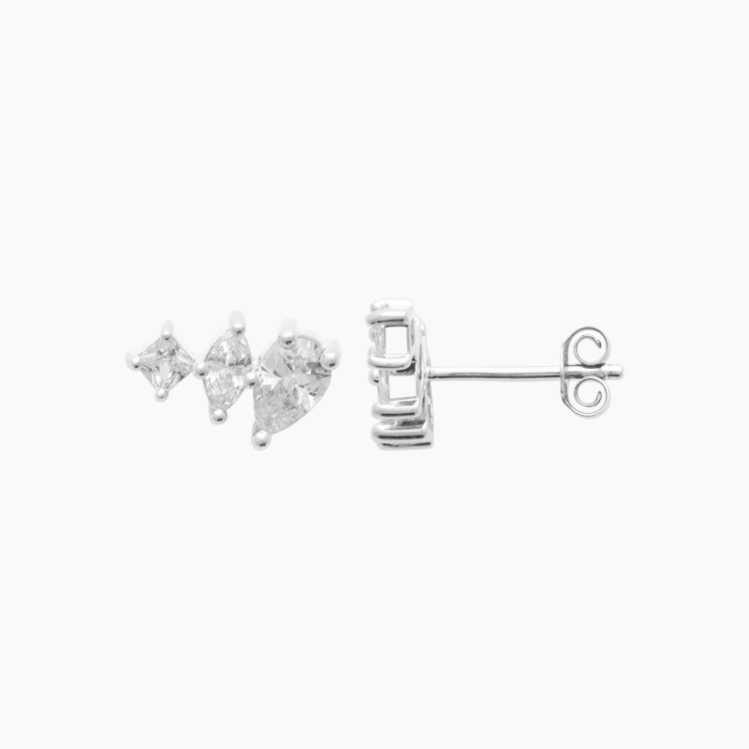 Boucles d'oreilles puces avec trois pétales oxydes de zirconium en argent 925 rhodié